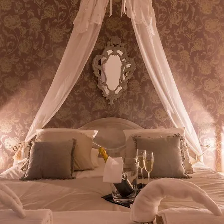 Maison Trigon بيت ضيافة Roujan